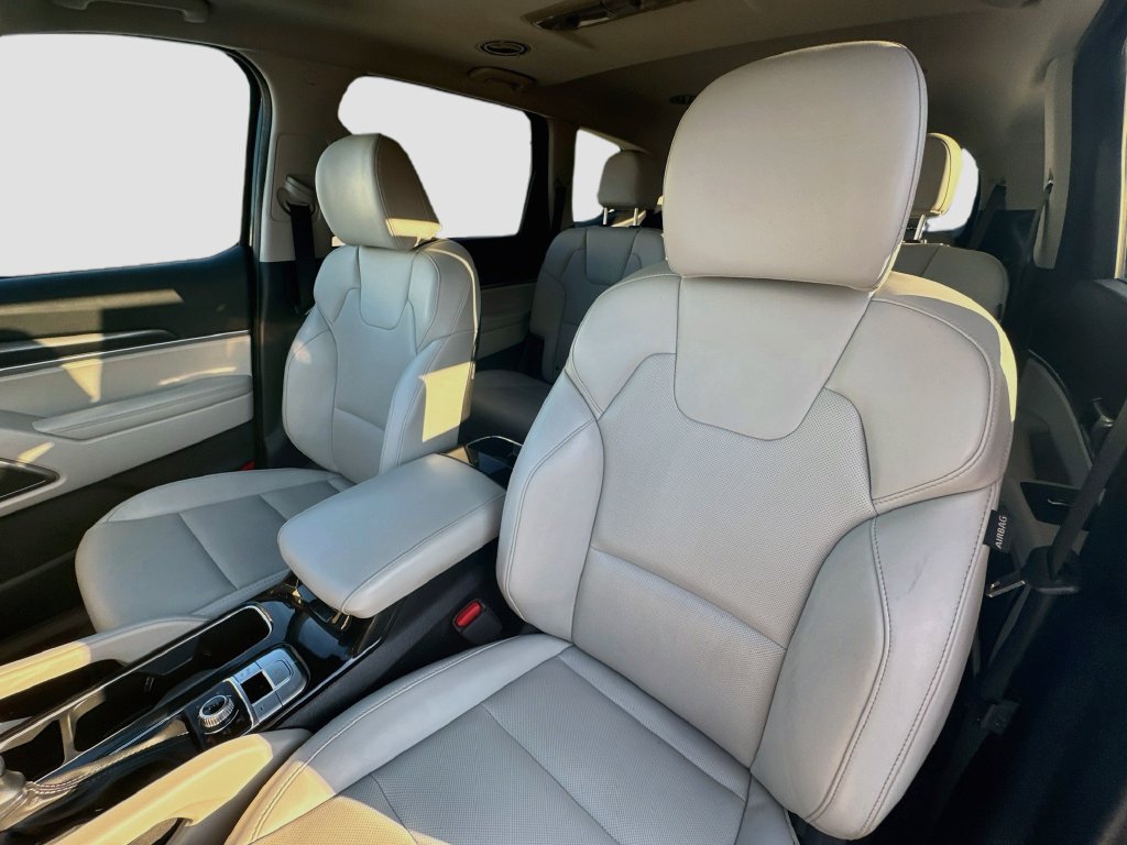 Certified 2024 Kia Telluride S w/ S Sunroof Package AWD/4WD image 25