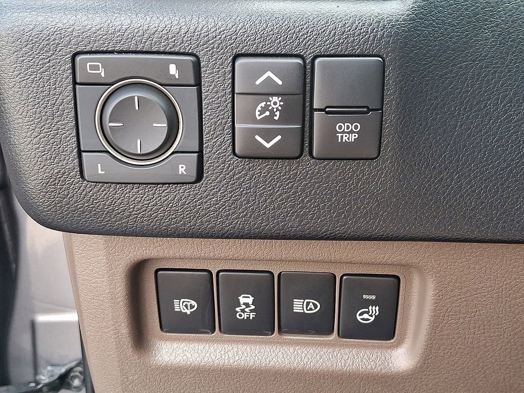 Certified 2022 Lexus GX 460 Premium w/ Premium Plus Package AWD/4WD image 25