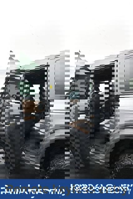 Used 2021 Ford Bronco Wildtrak image 16