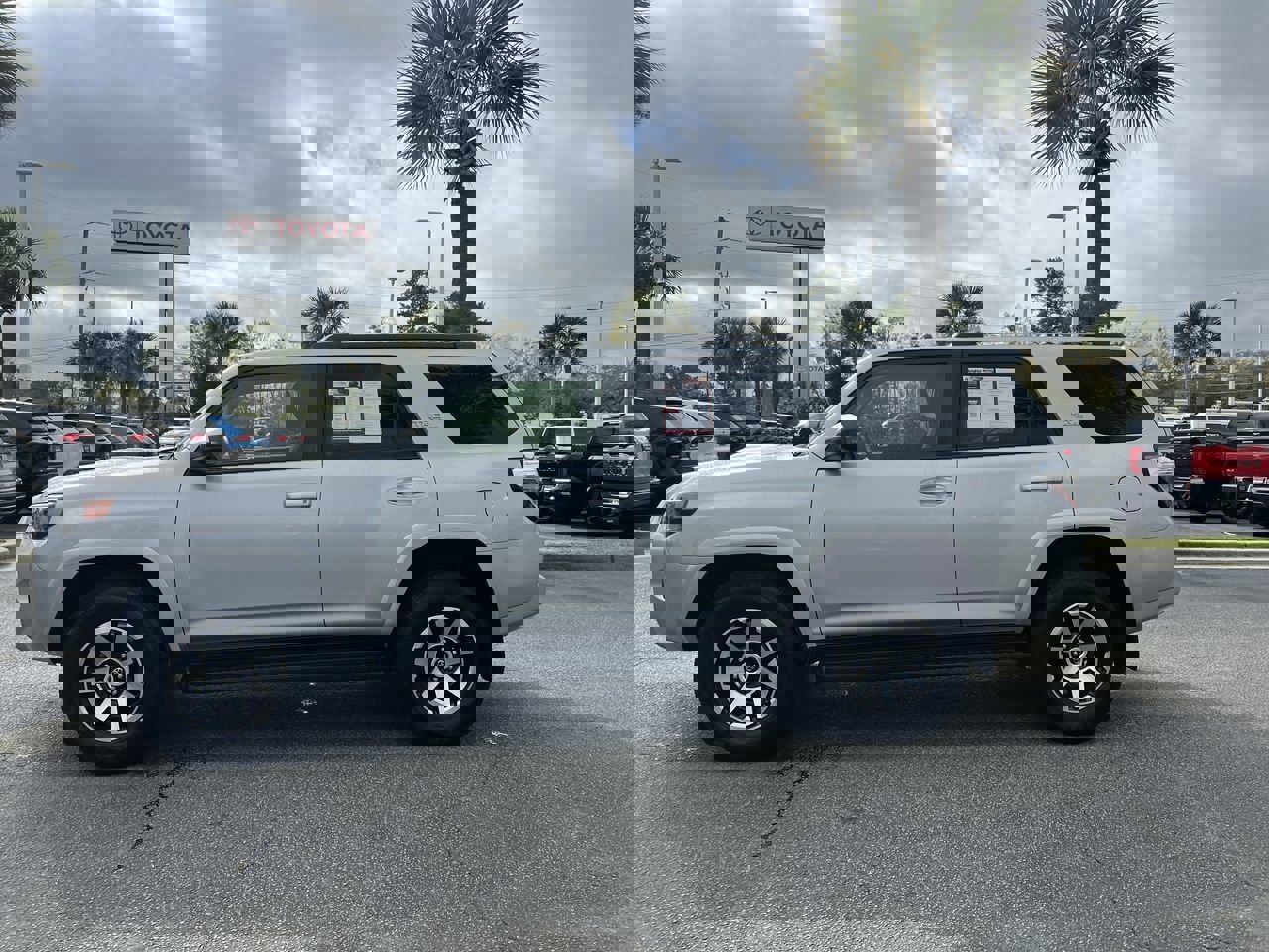 Used 2024 Toyota 4Runner TRD Off-Road image 7