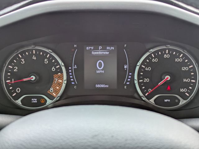 Used 2019 Jeep Renegade Latitude FWD image 28