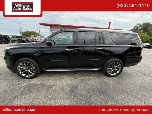Used 2020 Cadillac Escalade ESV Luxury w/ Escalade Sport Edition AWD/4WD image 8