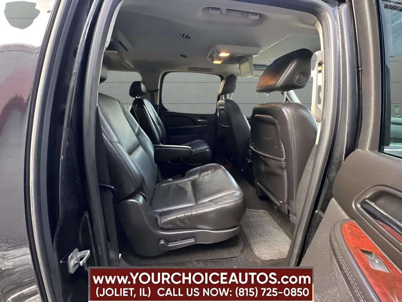 Used 2007 Cadillac Escalade ESV AWD w/ Information Package image 17