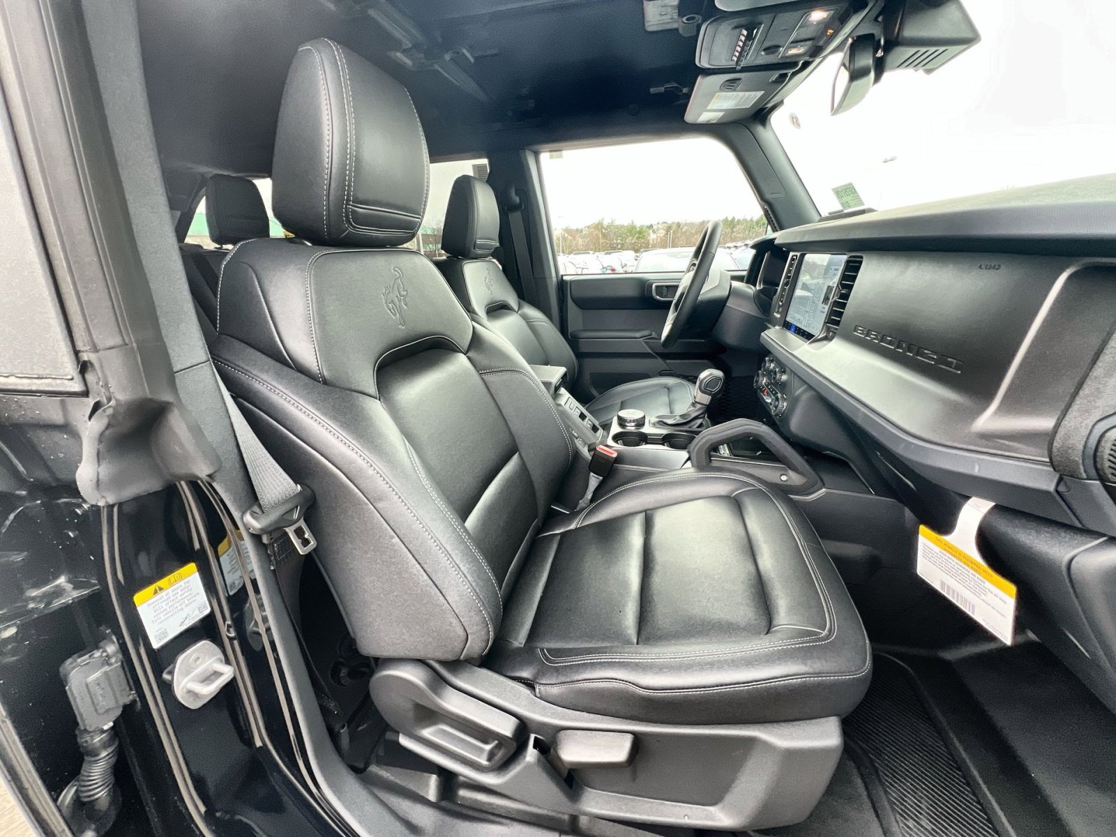 New 2025 Ford Bronco Badlands image 27