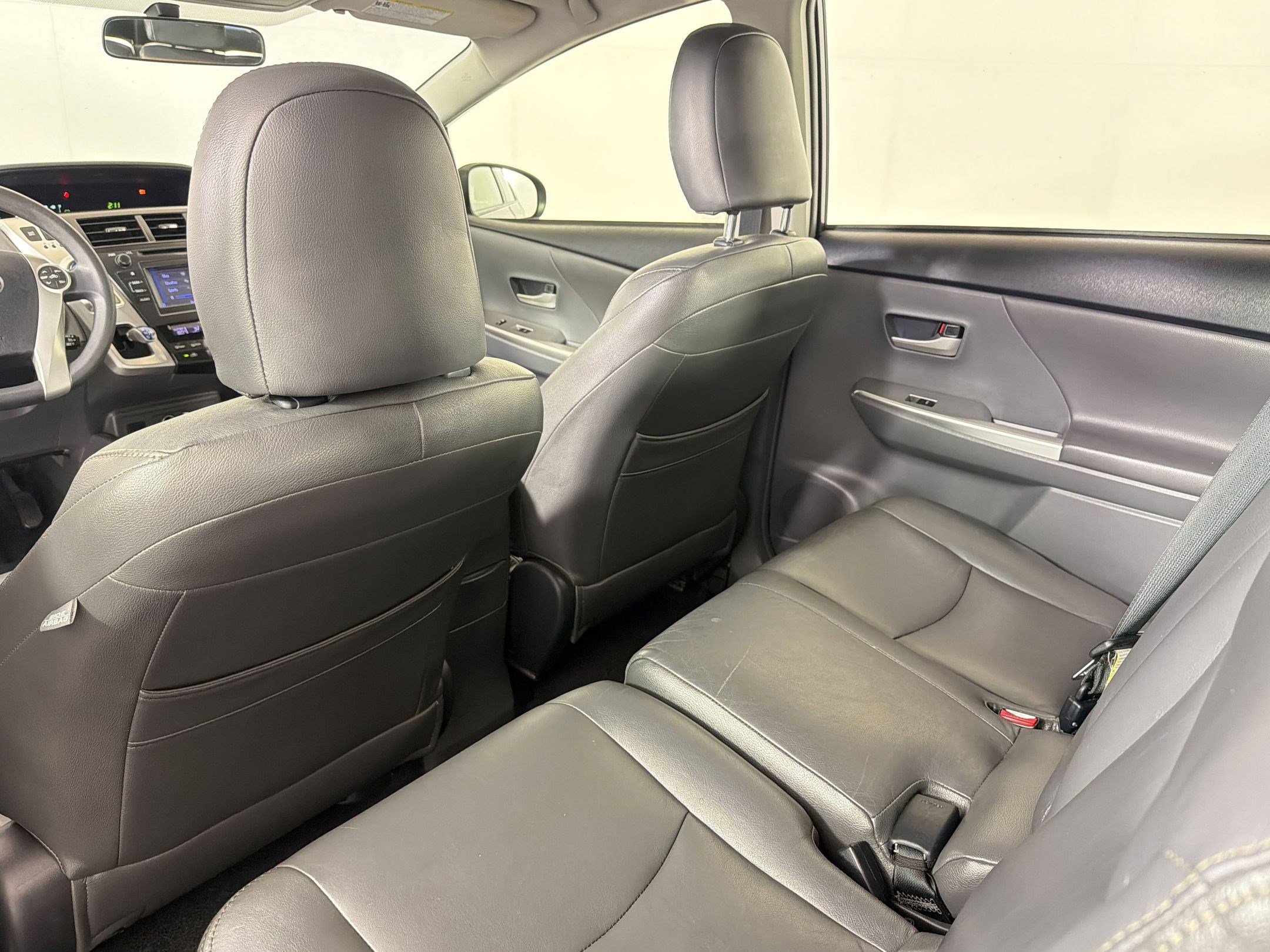Used 2012 Toyota Prius V Three FWD image 21