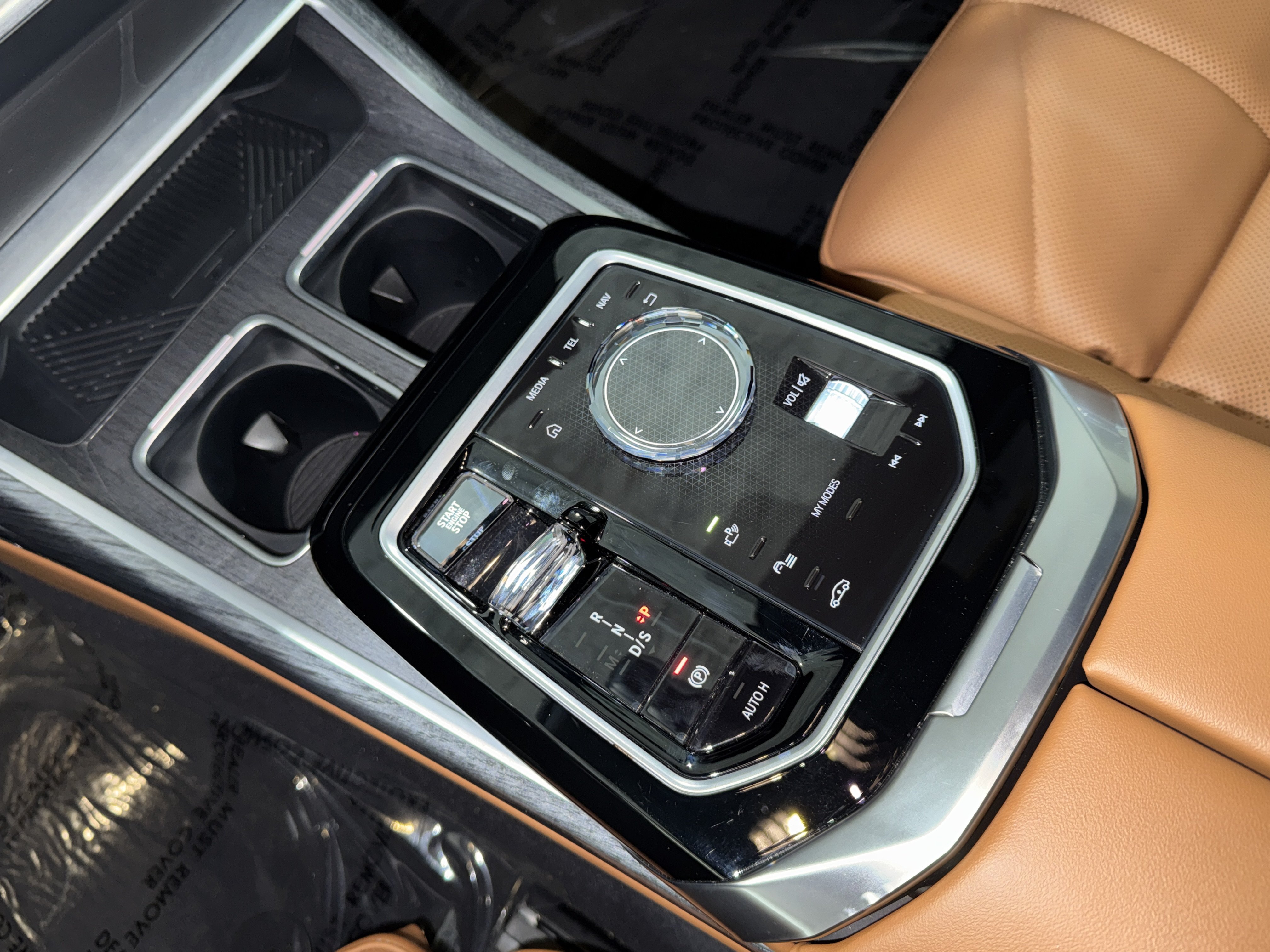 Used 2023 BMW 740i RWD image 29