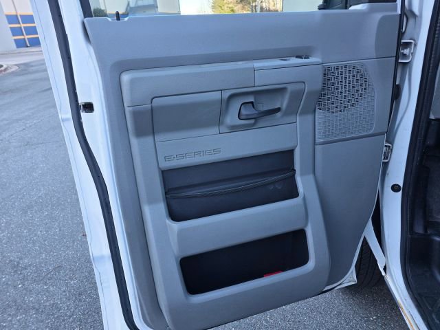 Used 2011 Ford E-250 and Econoline 250 w/ PWR Group image 11