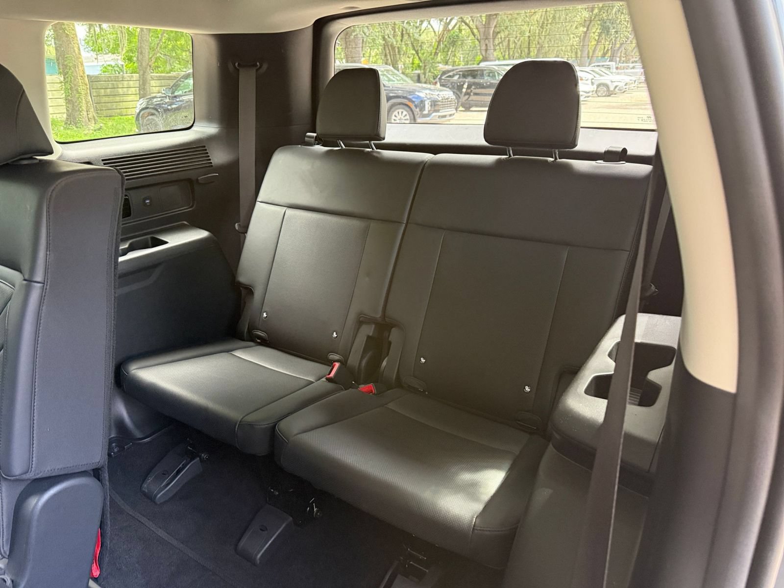 Used 2026 Hyundai Santa Fe SEL FWD image 27