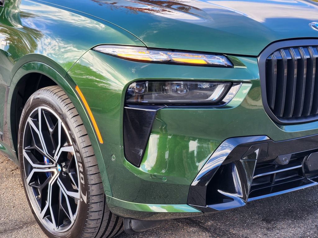 Certified 2025 BMW X7 M60i AWD/4WD image 9