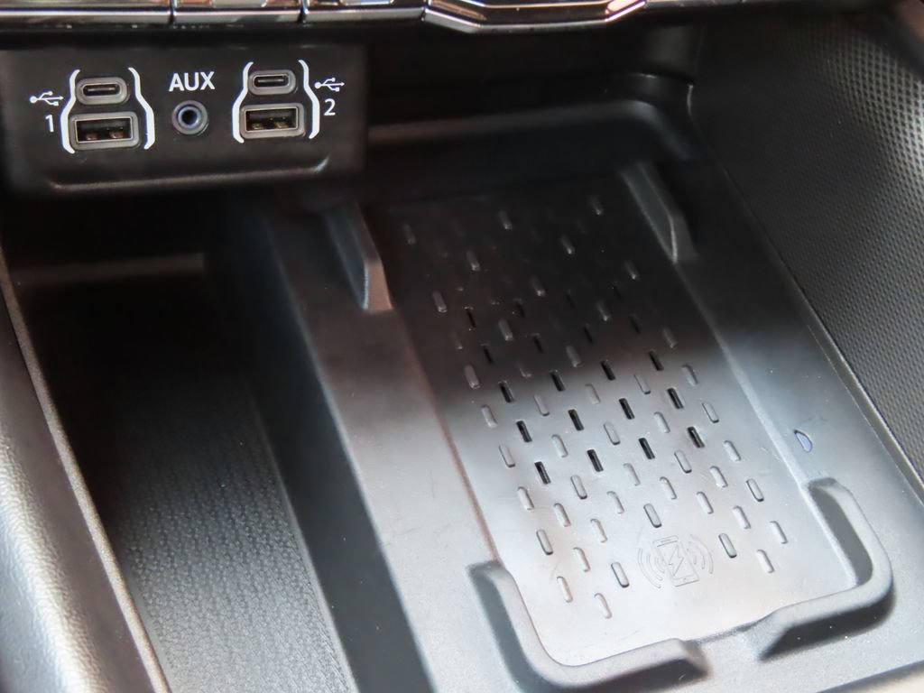 Used 2025 Dodge Durango R/T AWD/4WD image 10