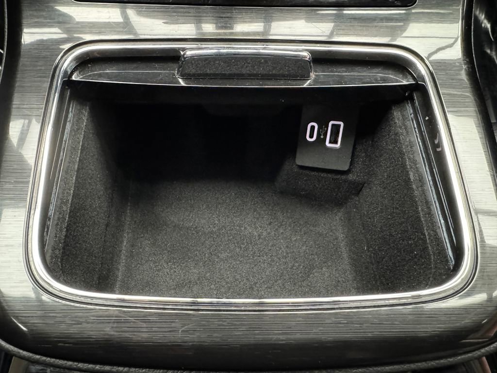 Used 2022 Lincoln Nautilus AWD w/ Premium Package image 17