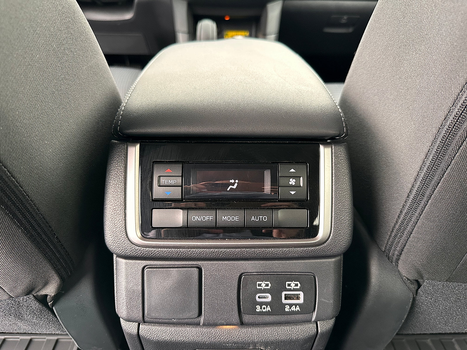 Certified 2025 Subaru Ascent Premium AWD/4WD image 14