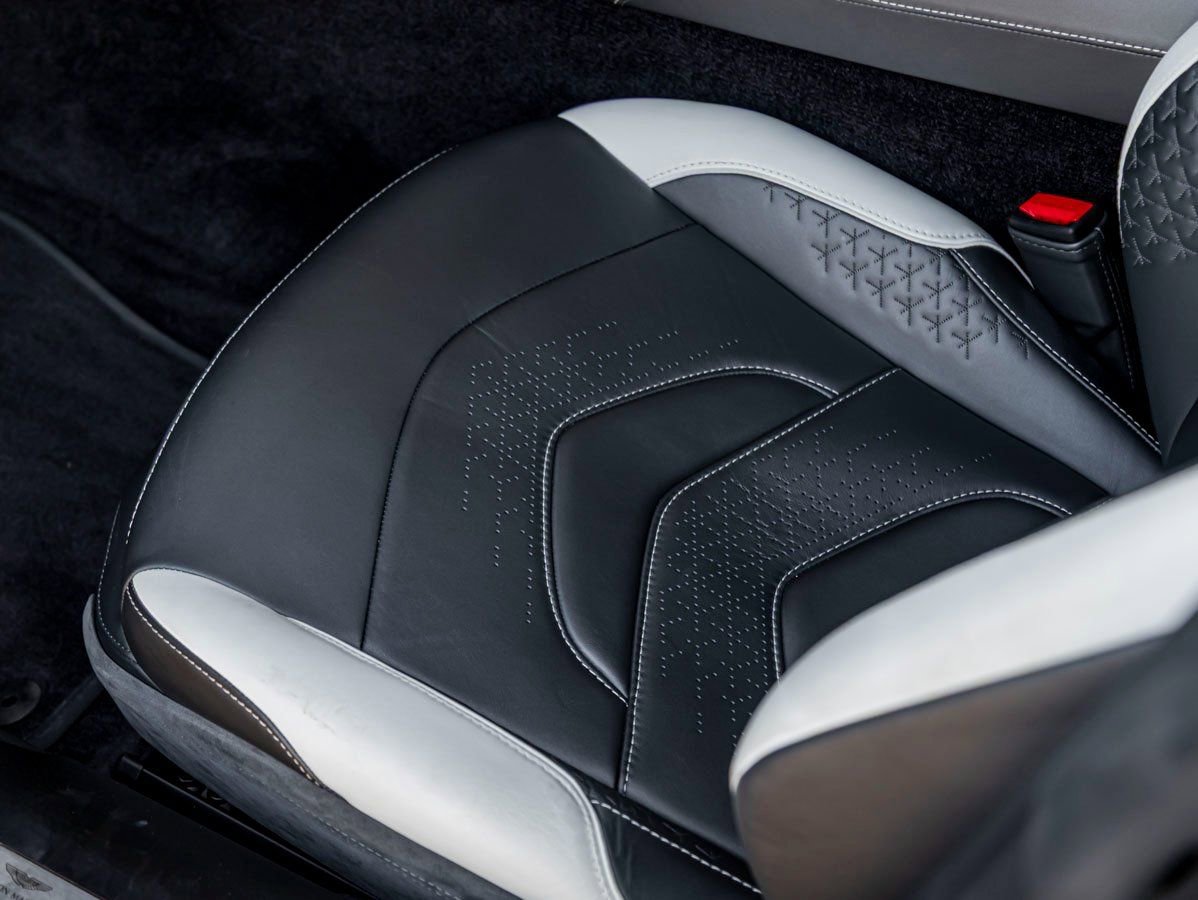 Used 2022 Aston Martin DBS Superleggera image 15