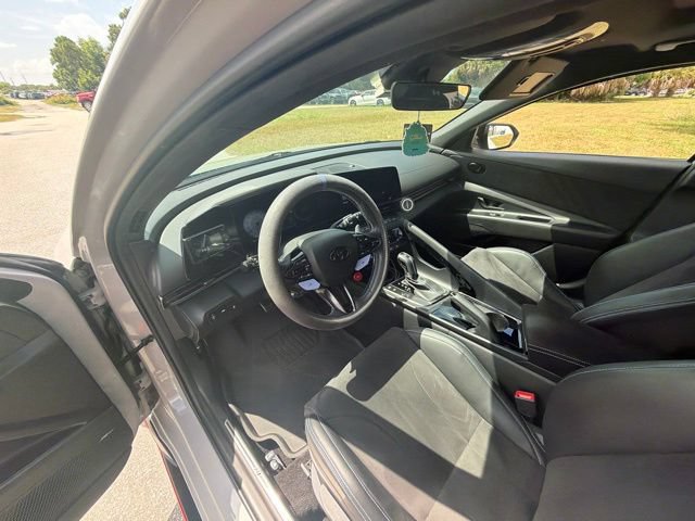 Used 2023 Hyundai Elantra N w/ Preferred Accessory Package FWD image 3