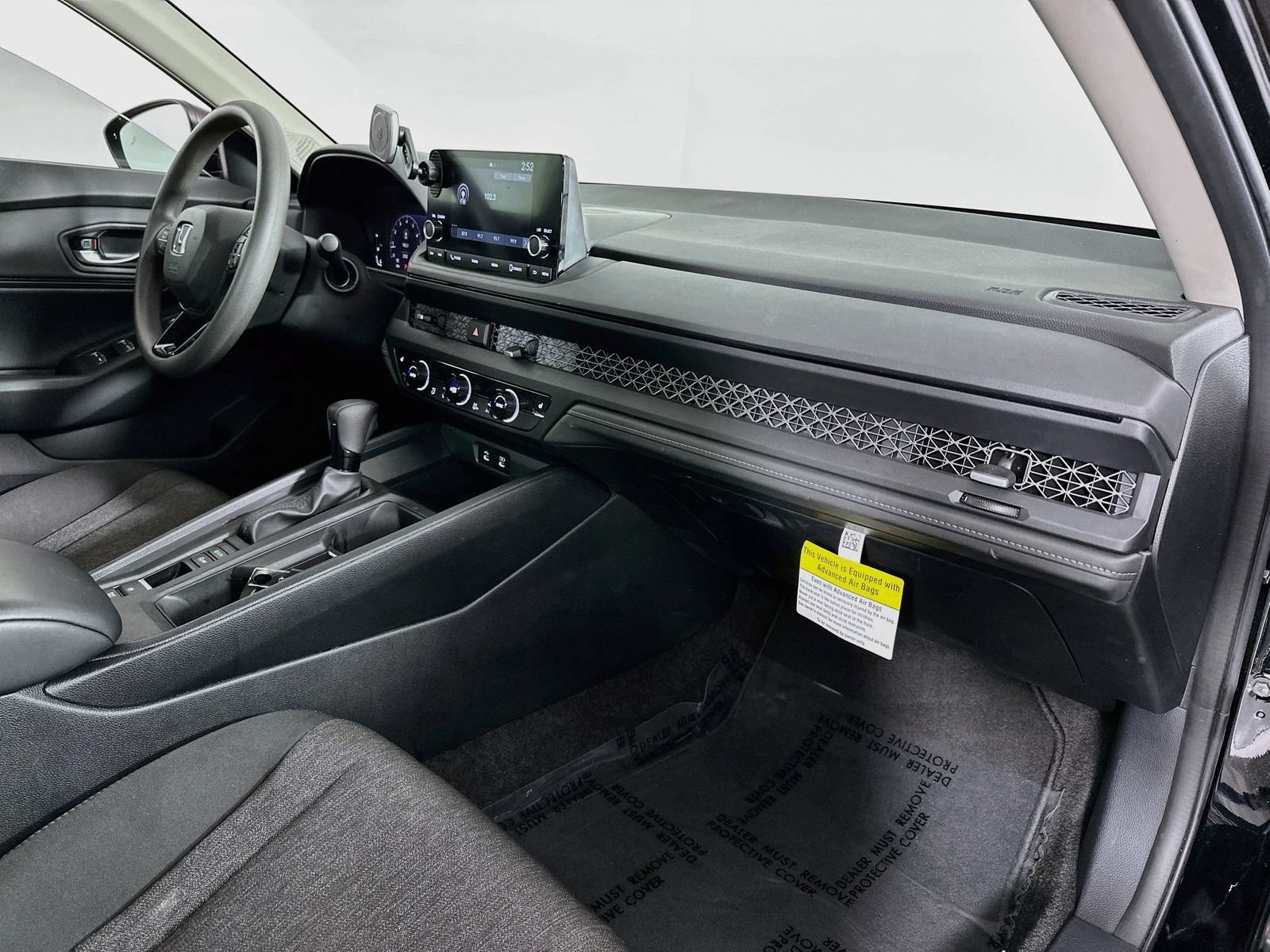 Used 2023 Honda Accord EX image 27