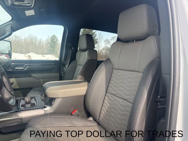 Used 2025 Chevrolet Silverado 2500 ZR2 w/ Technology Package image 14