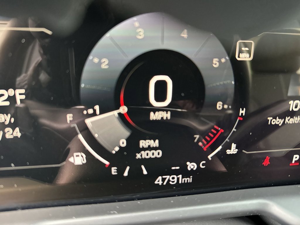 New 2025 GMC Acadia Elevation w/ LPO, Floor Liner Package image 9