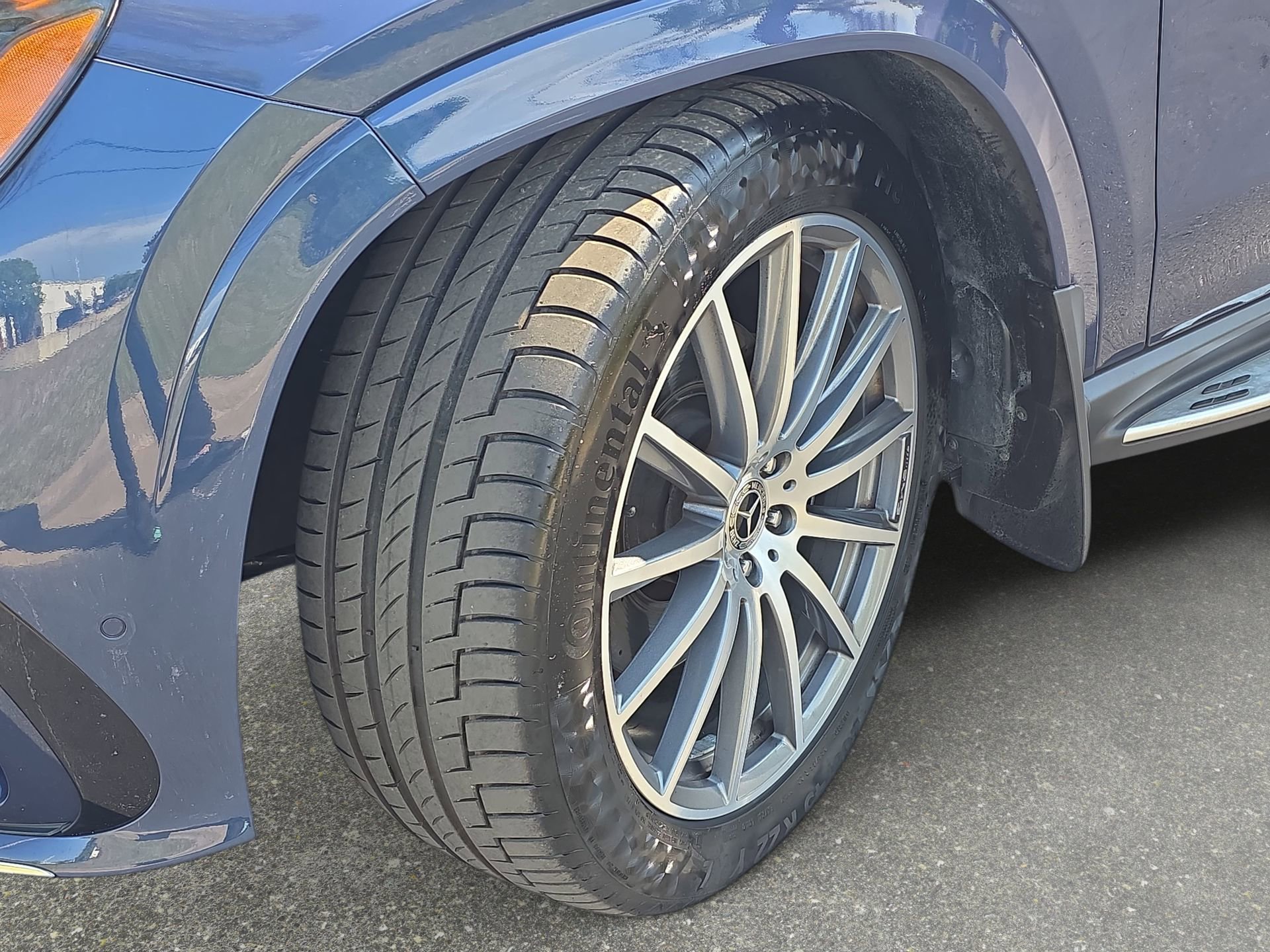 Used 2024 Mercedes-Benz GLS 580 4MATIC image 31