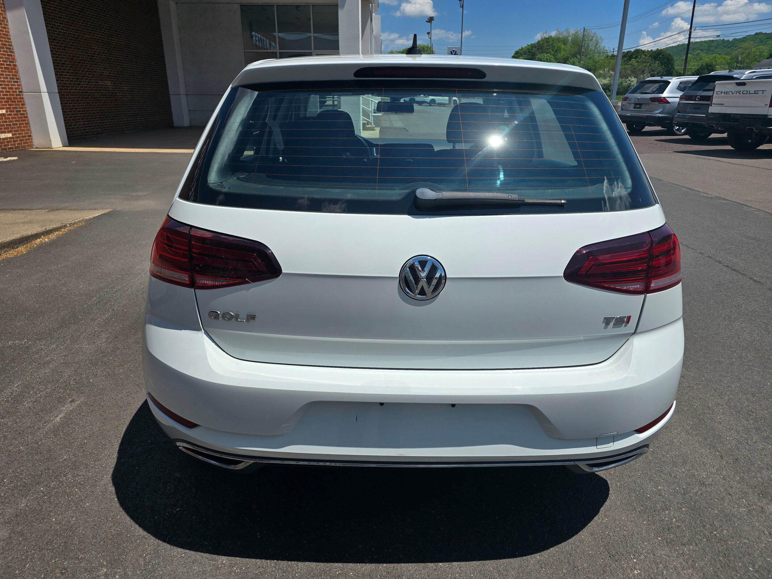 Used 2018 Volkswagen Golf SE FWD image 6