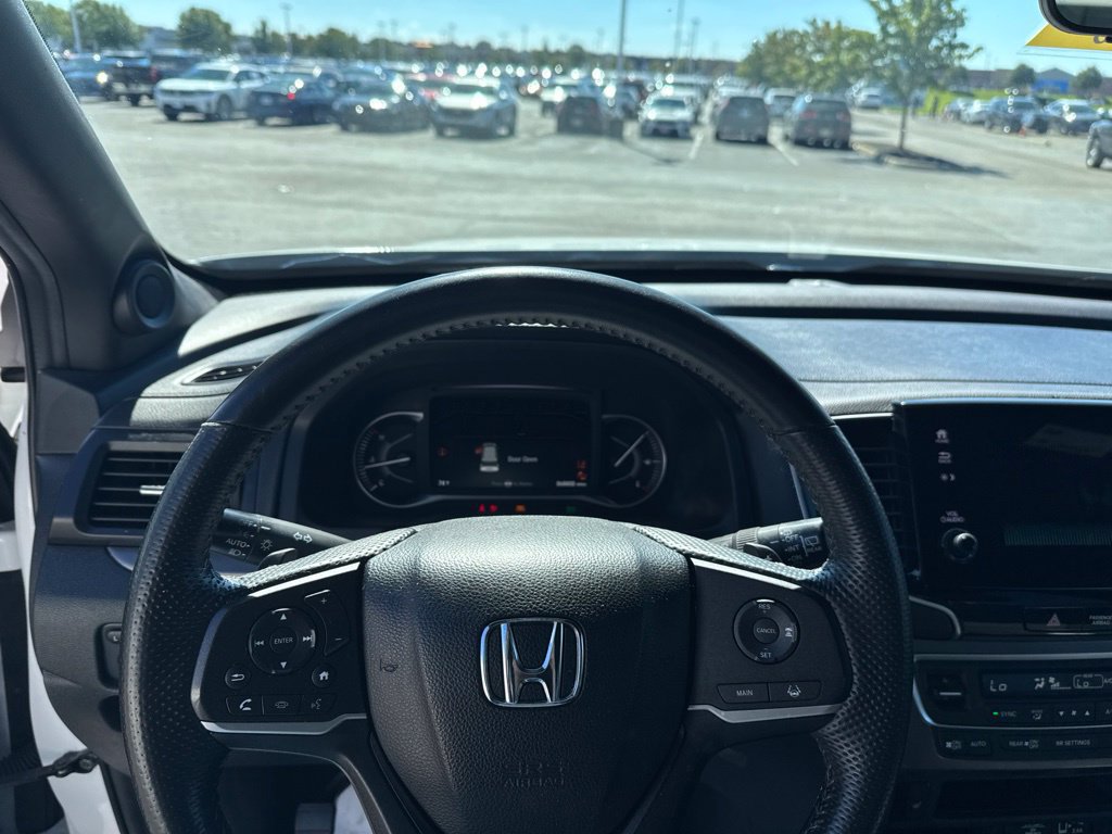 Used 2023 Honda Passport EX-L image 13