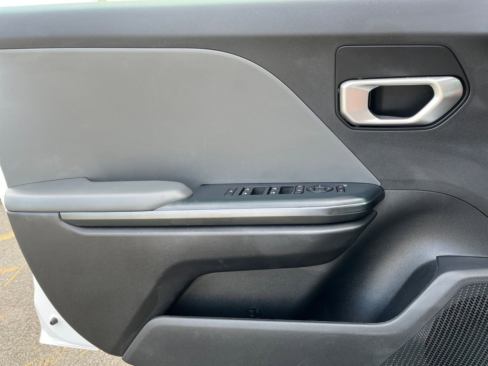 Used 2025 Kia K4 LXS image 18