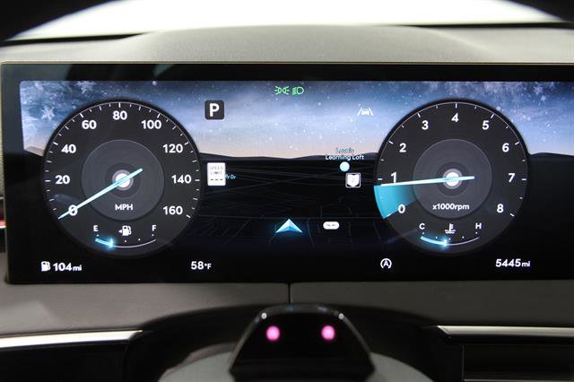 Used 2026 Genesis GV70 2.5T Advanced image 8