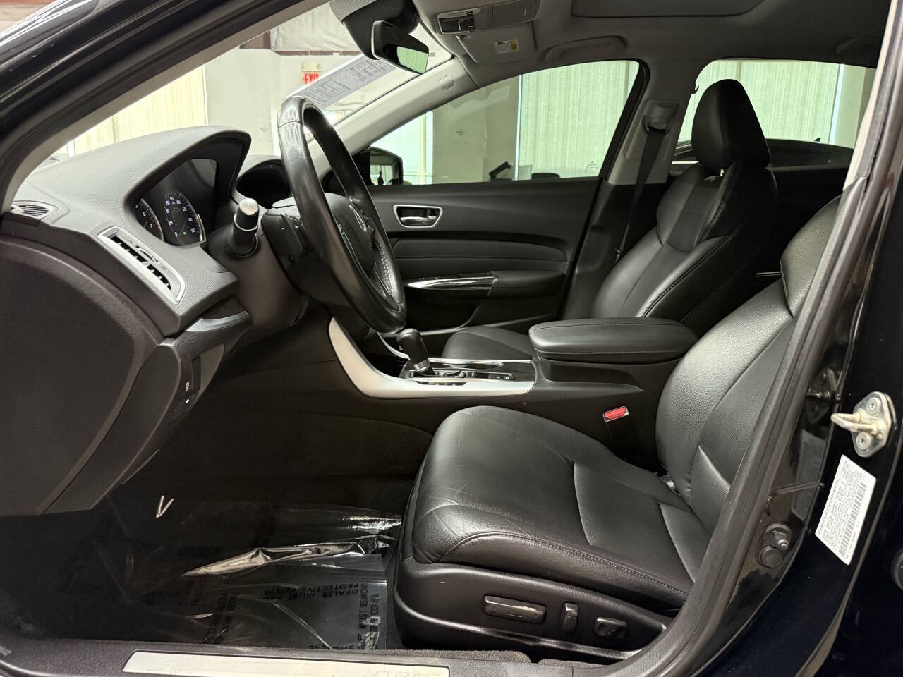 Used 2020 Acura TLX FWD image 11