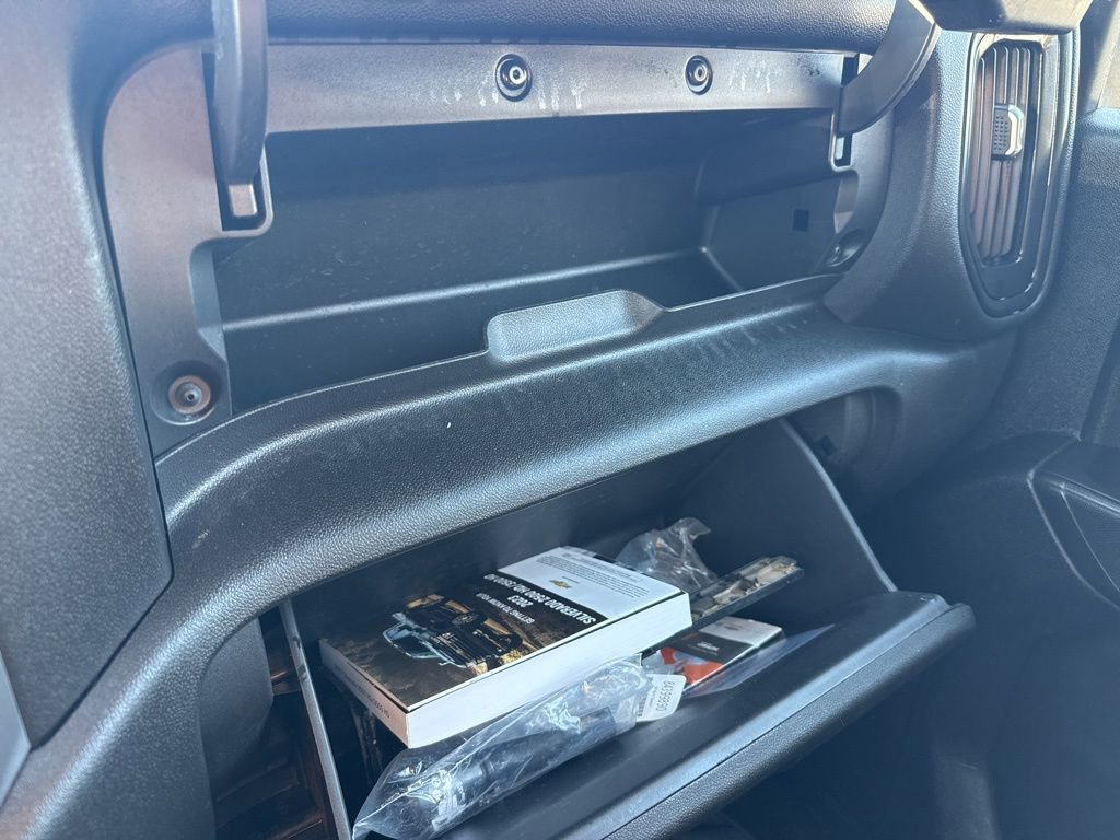 Used 2023 Chevrolet Silverado 2500 Custom w/ Infotainment Package image 31