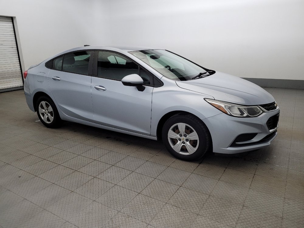 Used 2018 Chevrolet Cruze LS w/ LS Fleet Convenience Package image 11