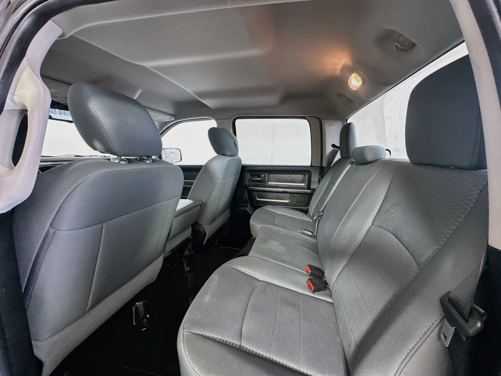 Used 2014 RAM 1500 Express RWD image 22