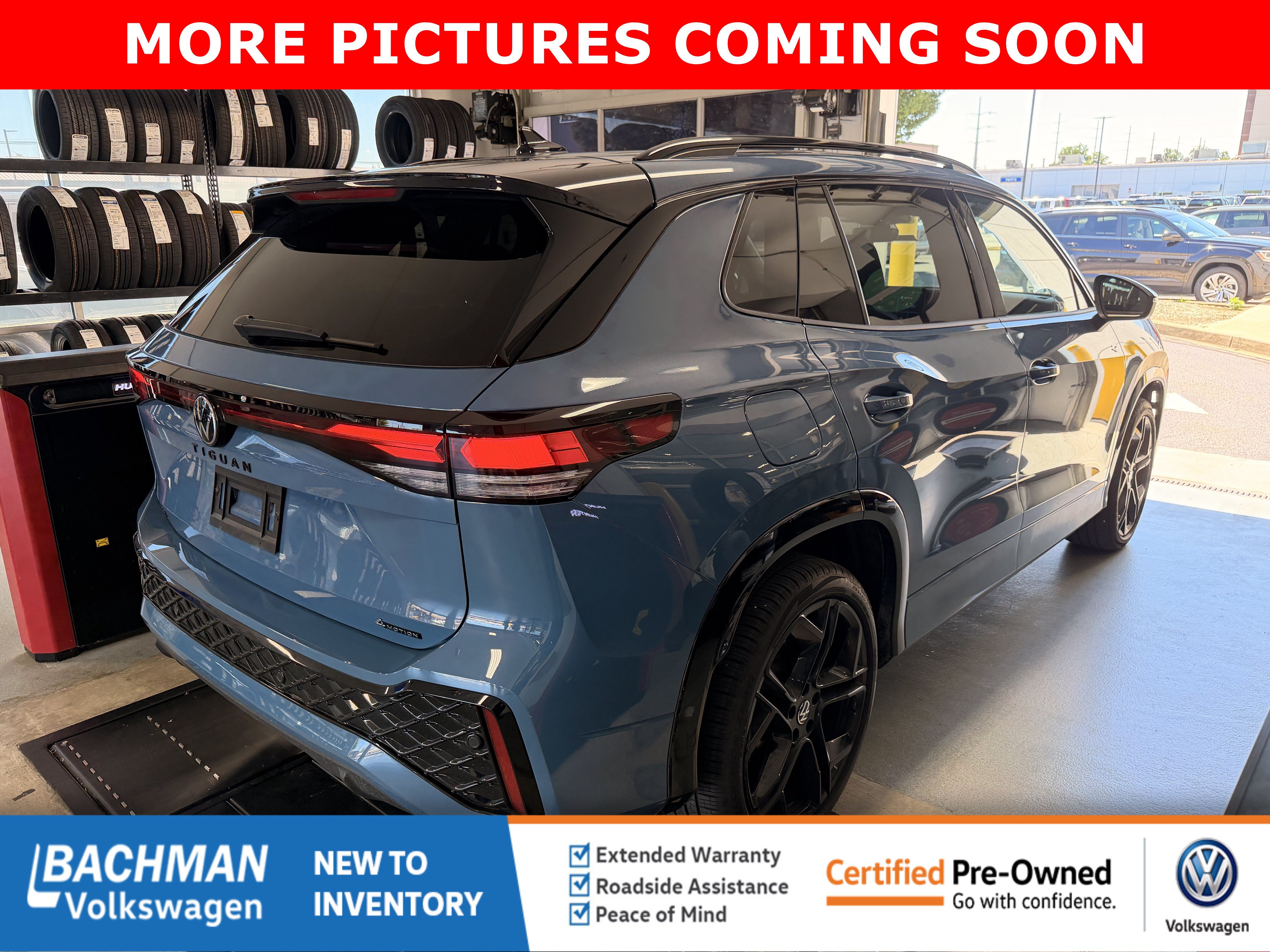 Certified 2025 Volkswagen Tiguan SE R-Line AWD/4WD image 5