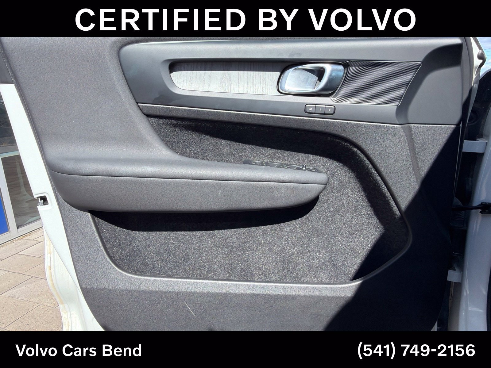 Certified 2026 Volvo XC40 B5 Plus AWD/4WD image 18