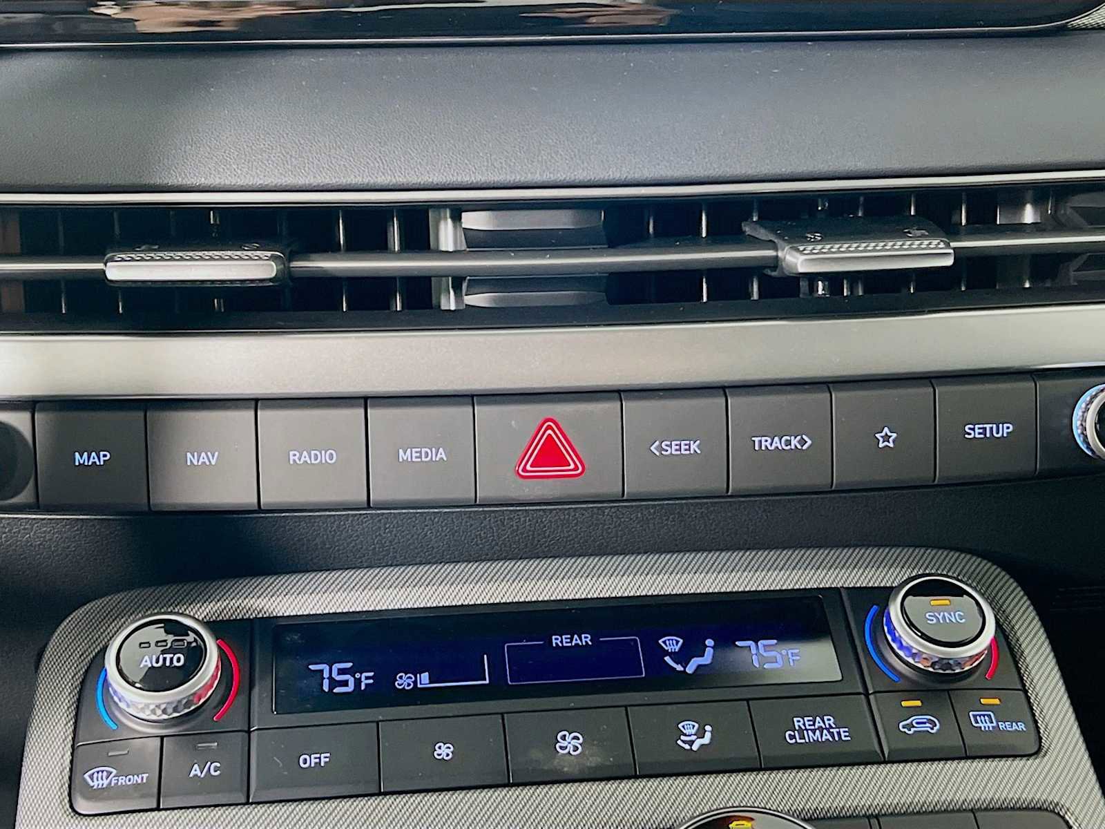 Used 2025 Hyundai Palisade XRT AWD/4WD image 11