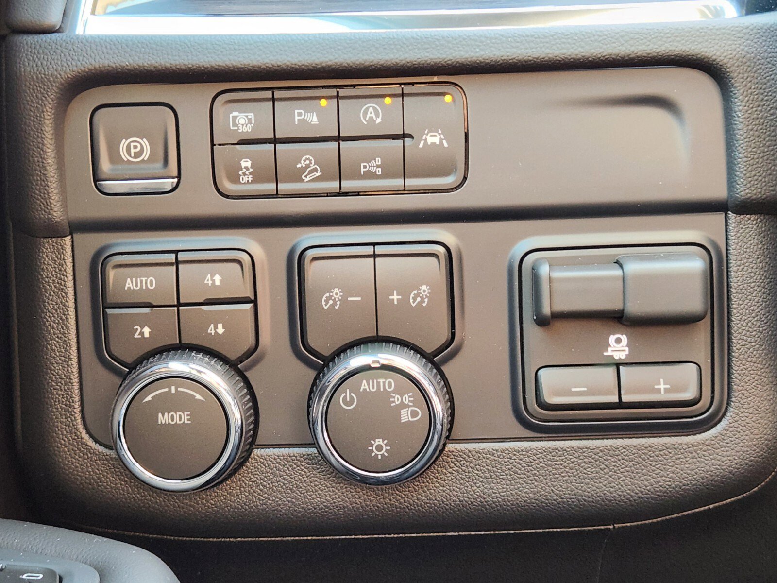 New 2026 Chevrolet Tahoe LS w/ Max Trailering Package image 14