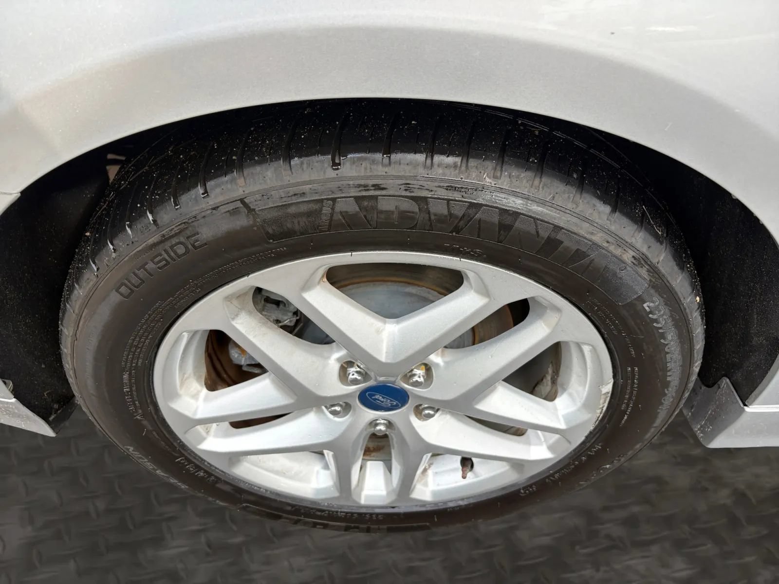 Used 2013 Ford Fusion SE FWD image 38