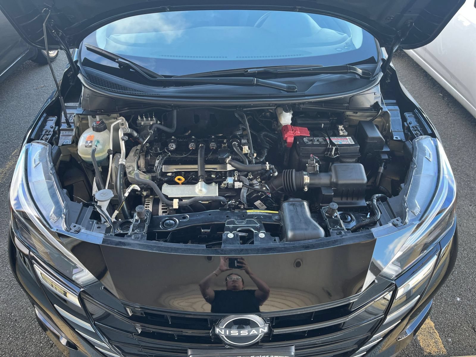 Used 2025 Nissan Versa SV FWD image 29