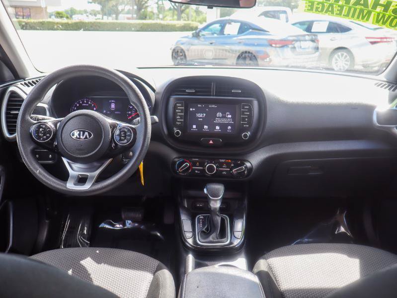 Used 2021 Kia Soul LX FWD image 12