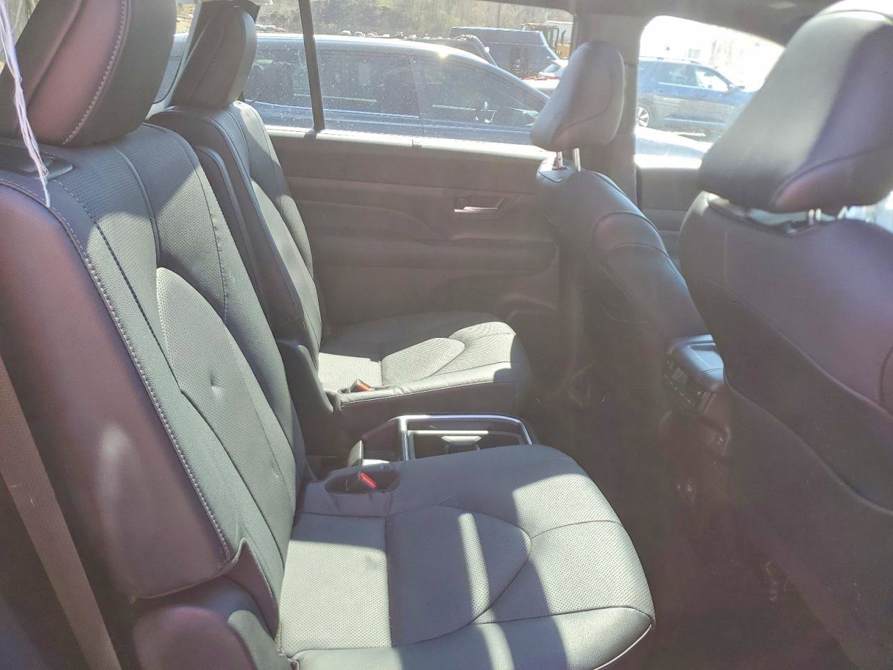 Used 2025 Toyota Grand Highlander AWD Hybrid image 9