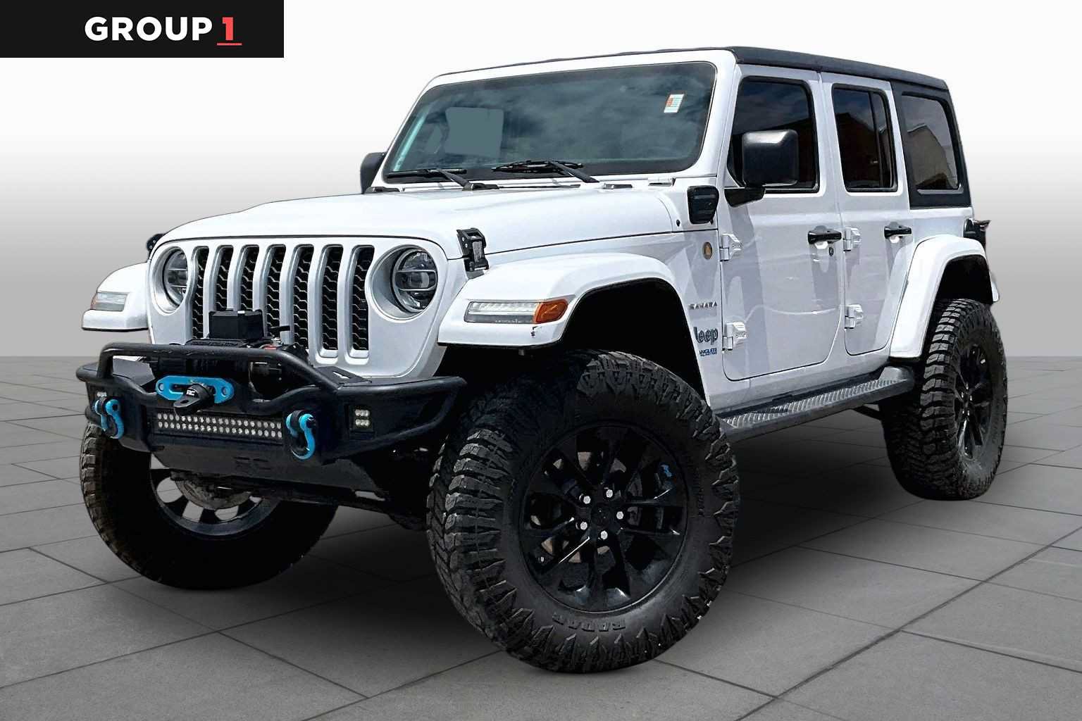 Used 2022 Jeep Wrangler Unlimited Sahara AWD/4WD image 1