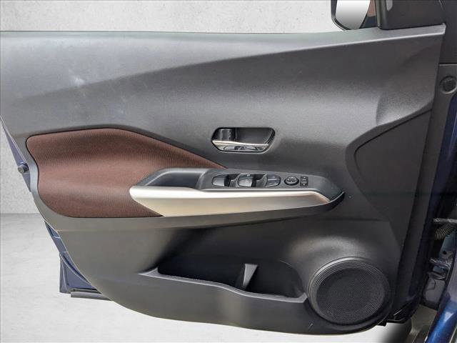 Used 2018 Nissan Kicks SR w/ Exterior Package FWD image 12