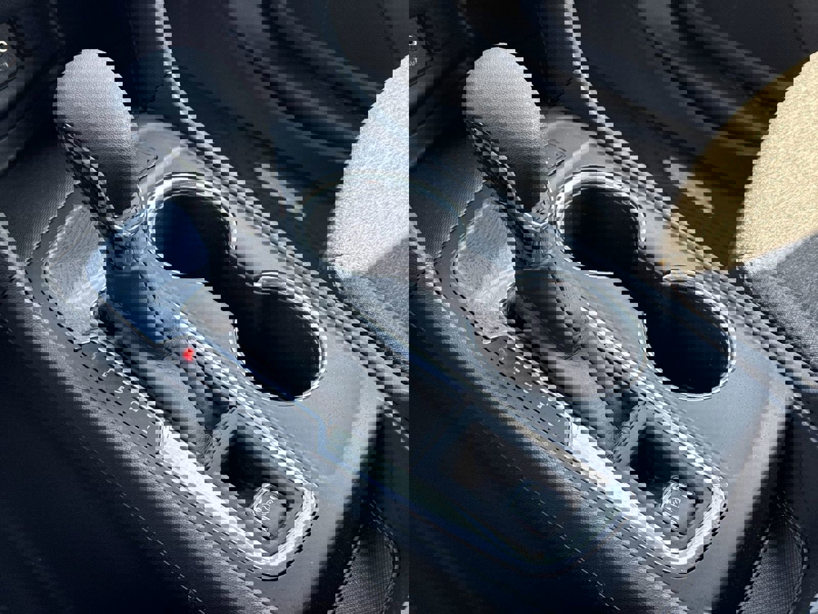 Used 2024 Chevrolet Equinox LT FWD image 26