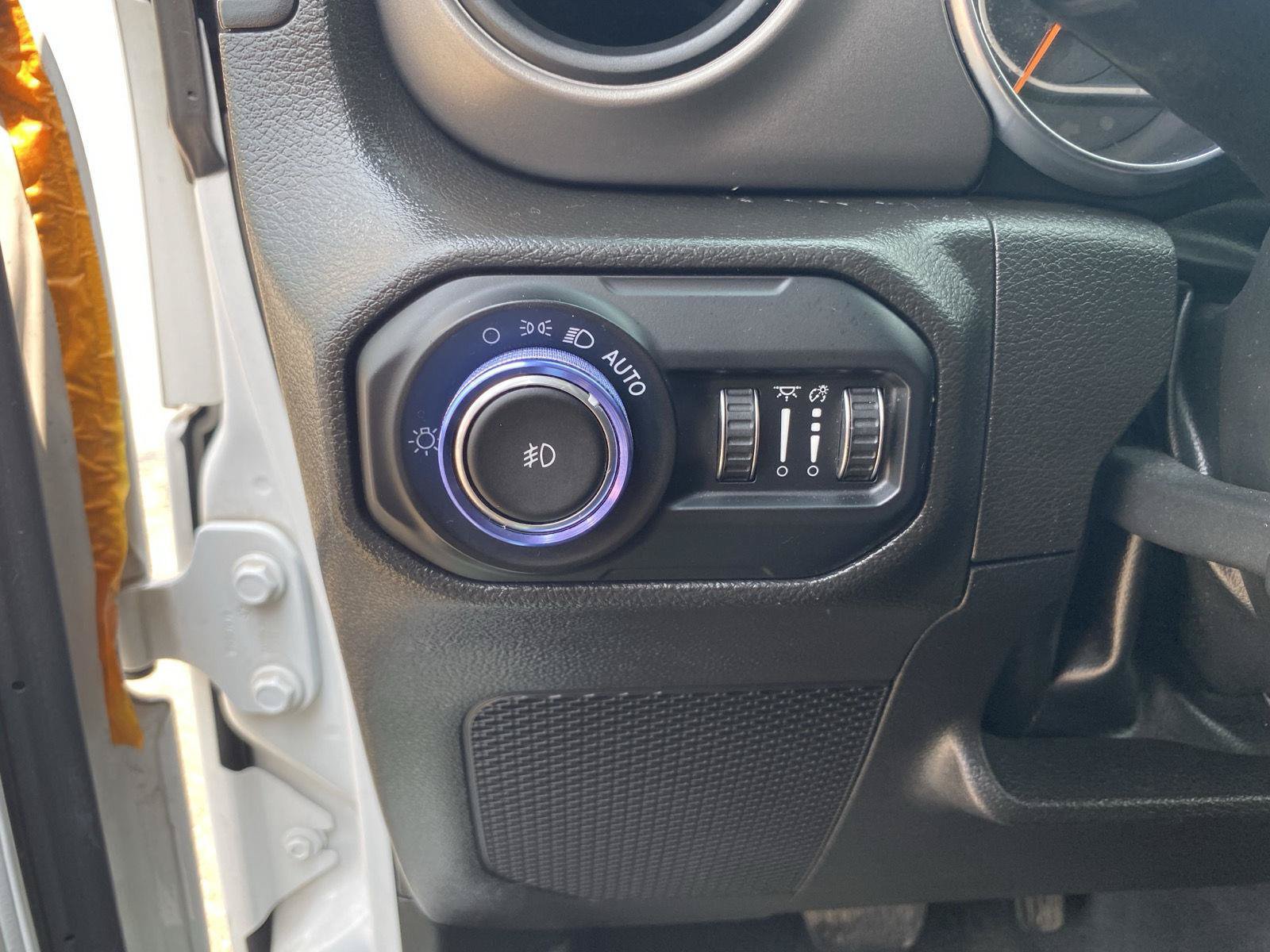 Used 2022 Jeep Wrangler Unlimited Sport AWD/4WD image 21