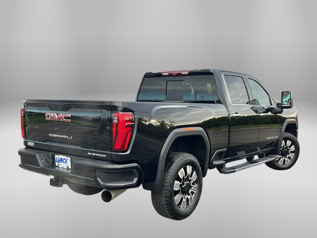 Used 2024 GMC Sierra 2500 Denali w/ Technology Package image 4