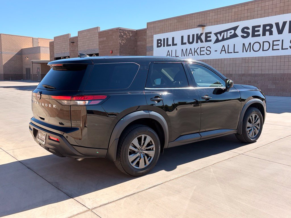 Used 2023 Nissan Pathfinder S FWD image 7
