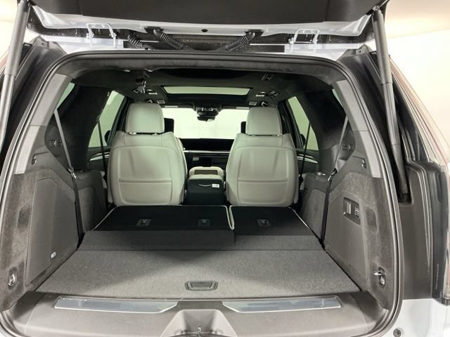 Used 2026 Cadillac Escalade V AWD/4WD image 33