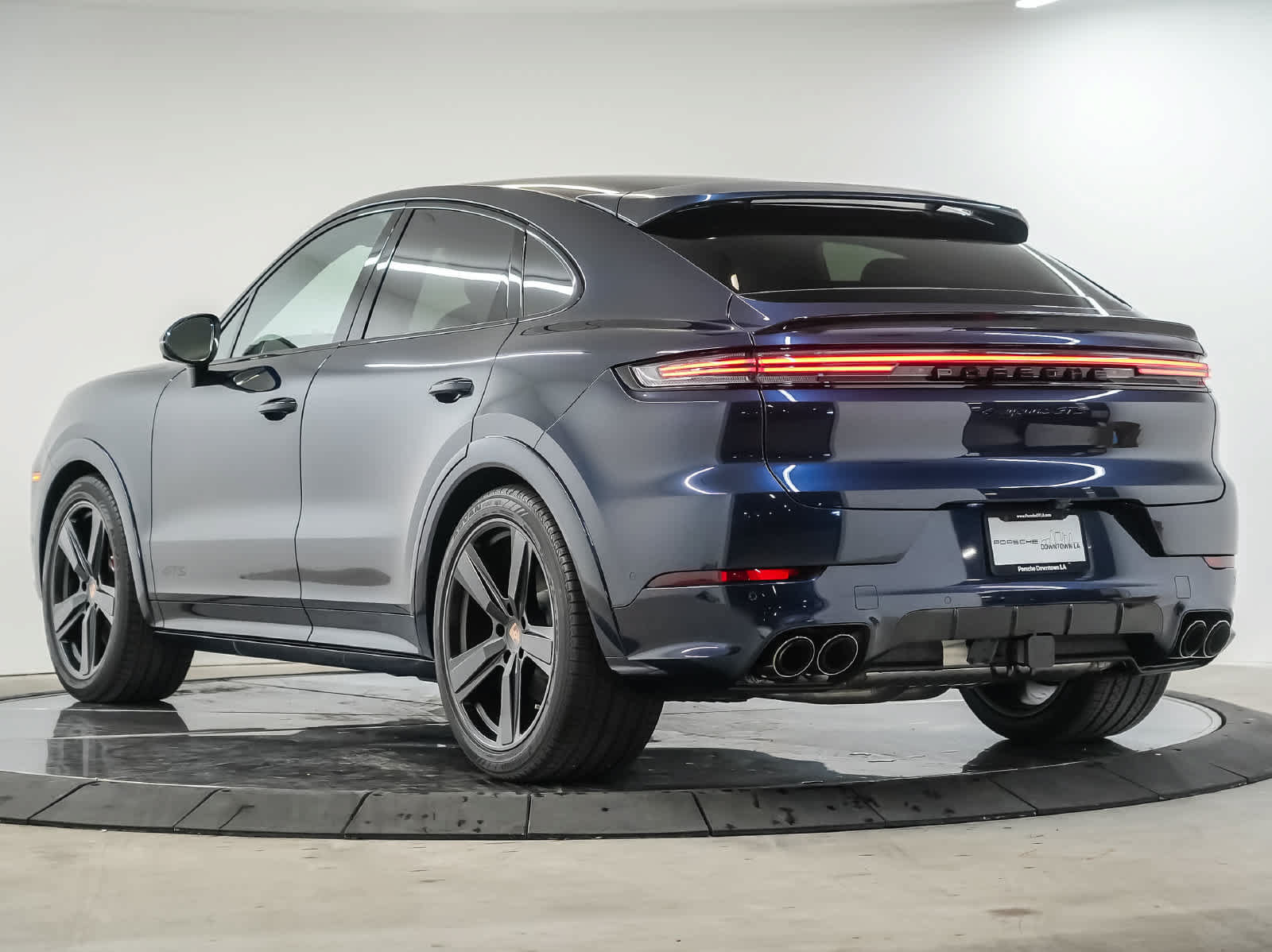 New 2026 Porsche Cayenne GTS AWD/4WD image 3