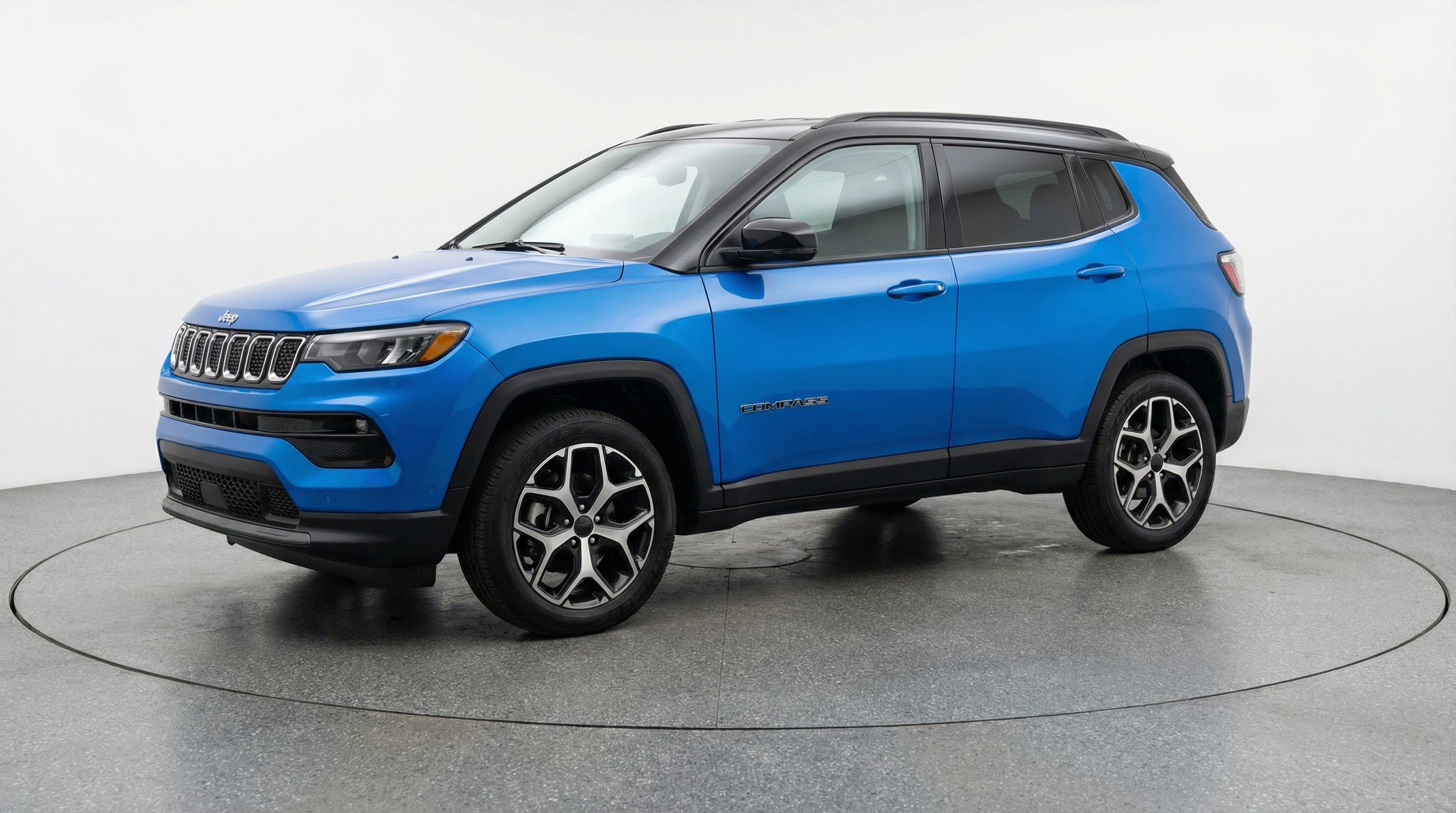 Used 2025 Jeep Compass Limited image 3