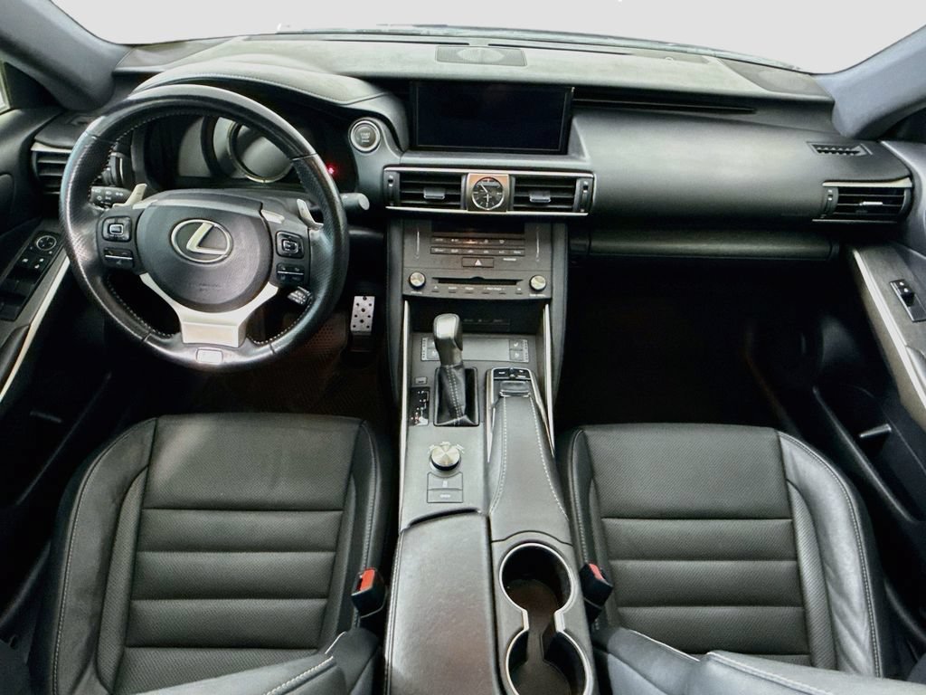 Used 2020 Lexus IS 300 F Sport w/ F Sport Package RWD image 13