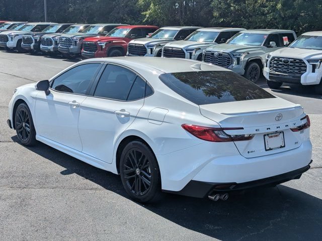 Used 2026 Toyota Camry SE FWD image 5