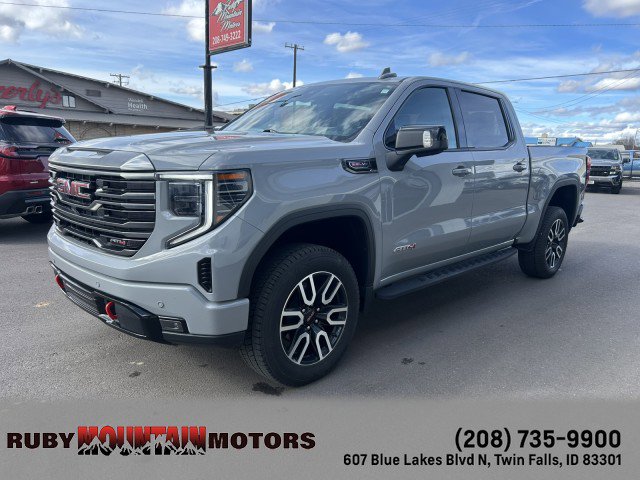 Used 2024 GMC Sierra 1500 AT4 w/ Technology Package image 3